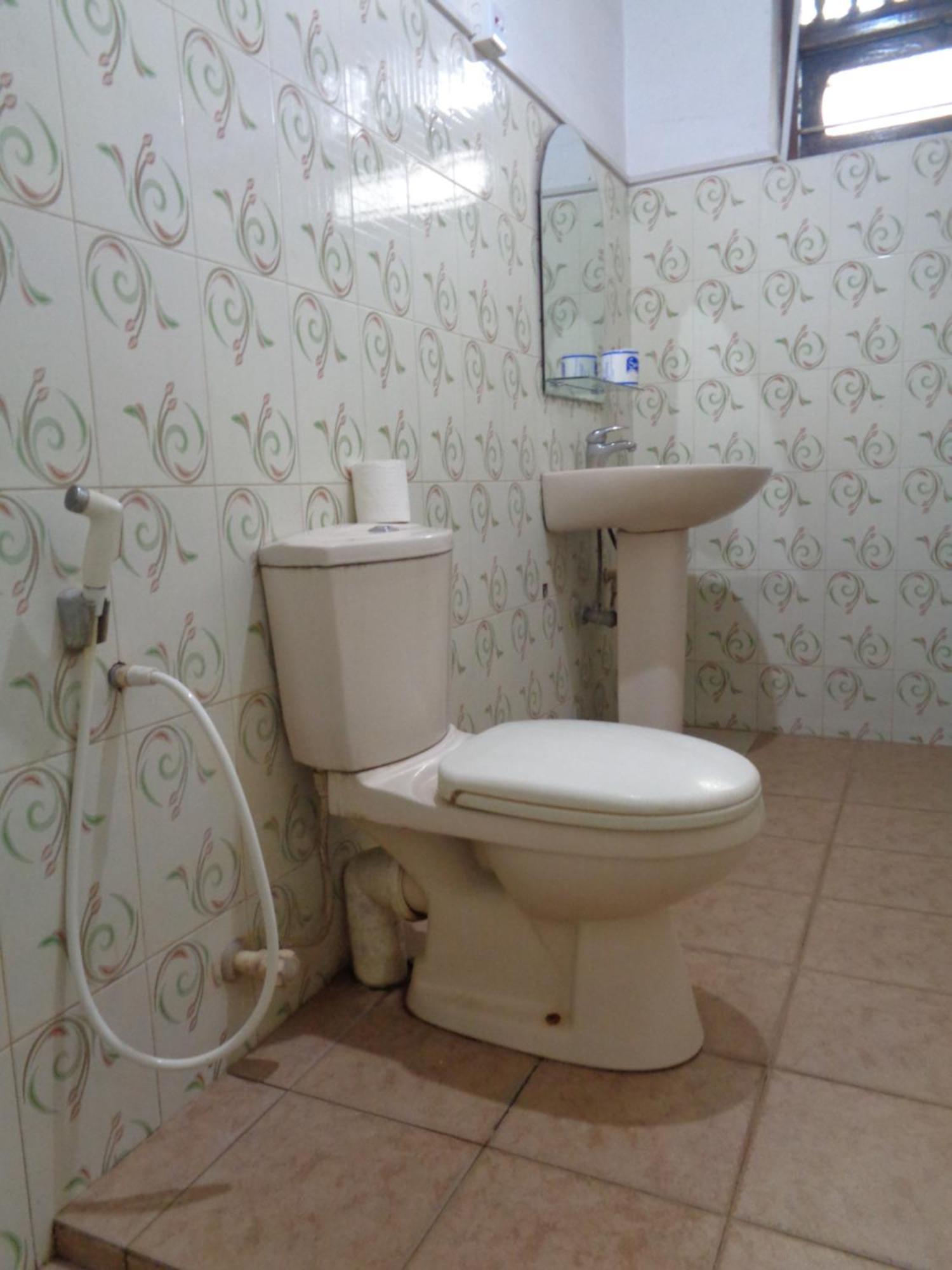 Saranga Holiday Inn Wellawaya Ngoại thất bức ảnh